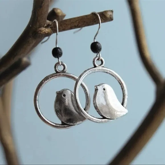Cute Pedant Bird Earrings - Picture 2 of 2